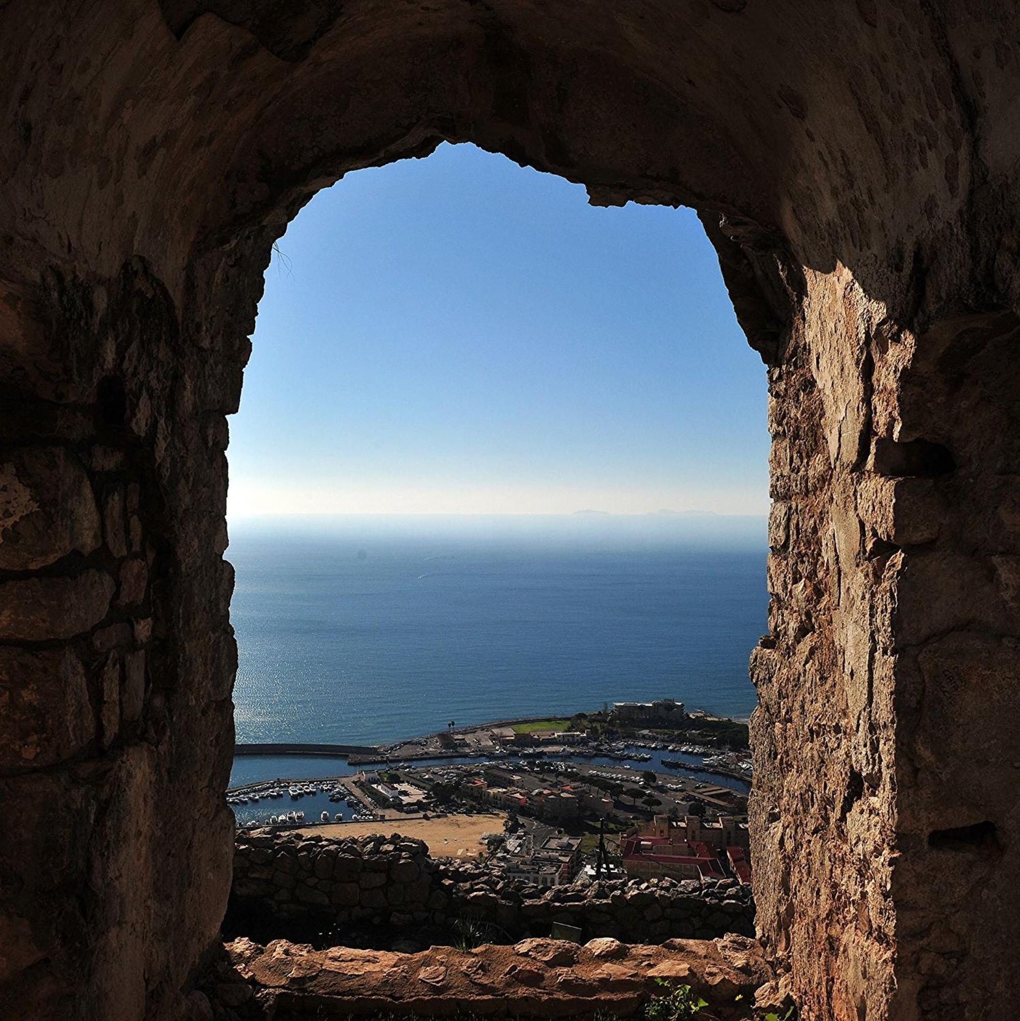 Casa Vitelli - Centro Storico A Due Passi Da Tutto Apartment Terracina Luaran gambar